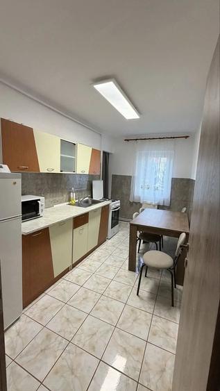 Apartament cu 2 camere decomandat în Răcădău