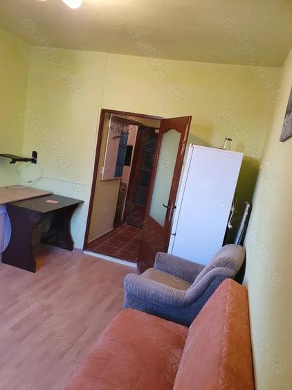 Garsonieră decomandată în Blașcovici