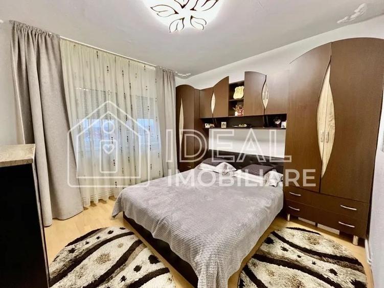 Apartament cu 3 camere decomandat în Vasile Aaron