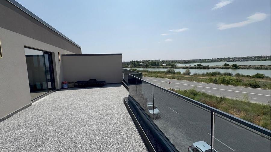 Casă cu 4 camere cu Teren 200 Mp în Central