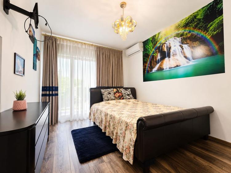 Duplex cu 5 camere cu Canalizare în Tunari