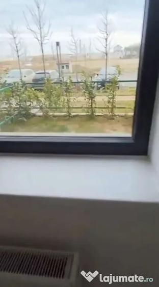 Apartament cu 2 camere semidecomandat în Titan