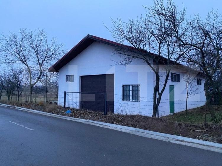 Casă individuală cu 7 camere cu Teren 1700 Mp în Horodnic