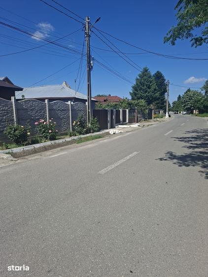 Teren de 1300 mp, în Cornetu