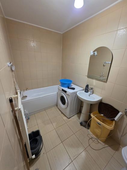 Apartament cu 3 camere în Florești