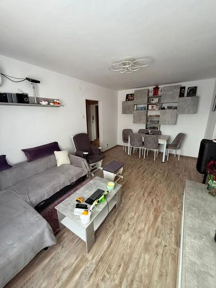 Apartament cu 2 camere decomandat în Rogerius