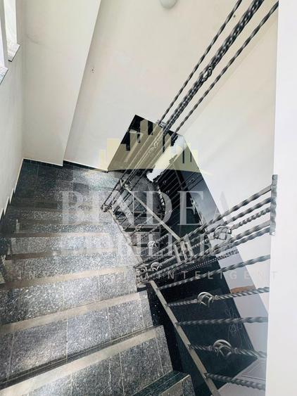 Hotel/Pensiune, de 350 mp, în Aradului