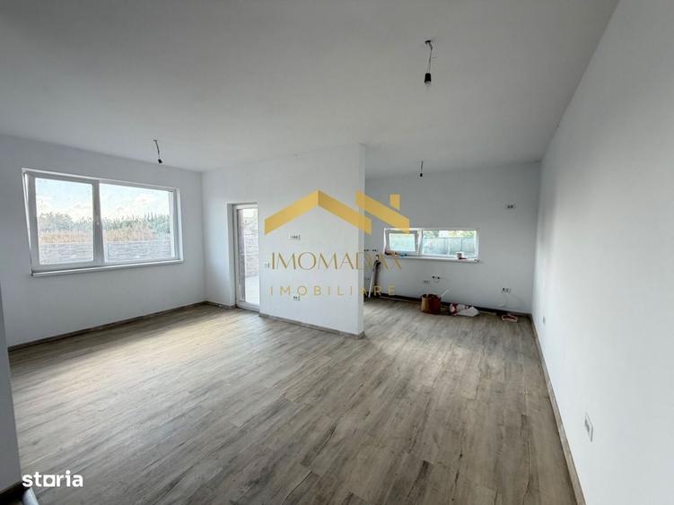 Casă cu 3 camere în Bucovăț