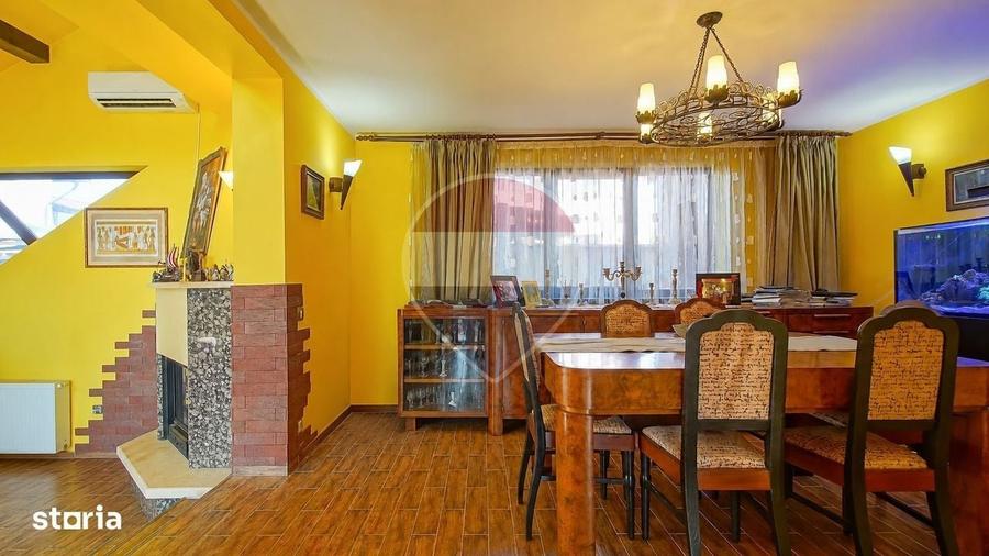 Casă cu 4 camere în Cristian