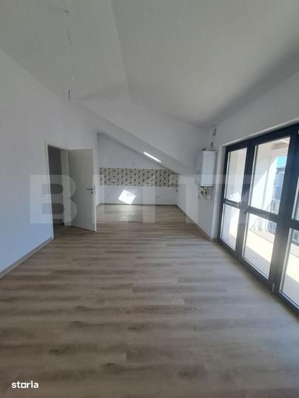 Apartament 3 camere, openspace, cu parcare Sanpetru - 3