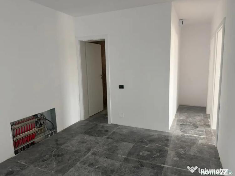 Casă cu 4 camere cu Teren 300 Mp în Central