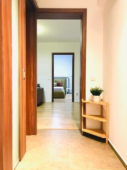 Apartament cu 2 camere semidecomandat în Universitate
