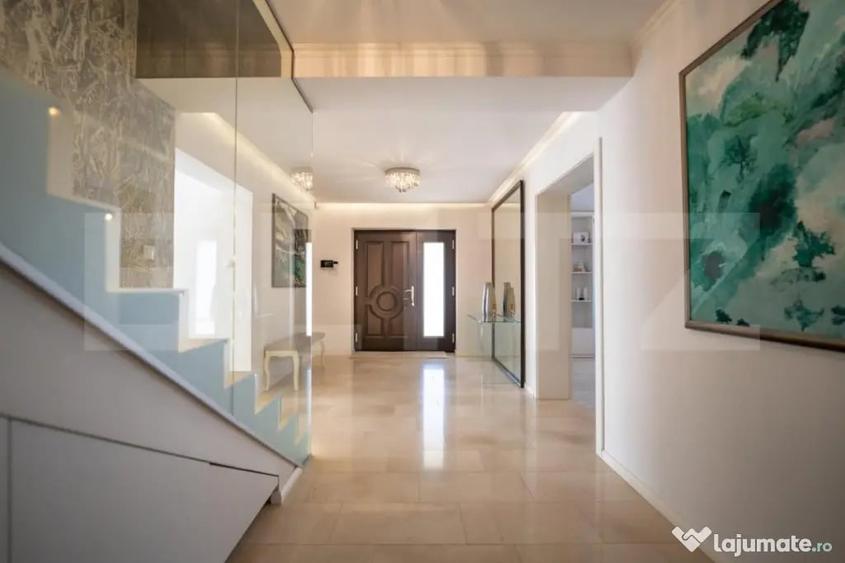 Casă cu 5 camere cu Teren 1577 Mp în Central