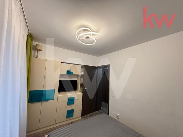 Apartament cu 3 camere decomandat, mobilat în Craiovița Nouă