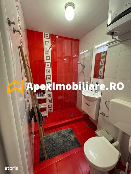 Apartament cu 2 camere semidecomandat, mobilat în 1 Mai