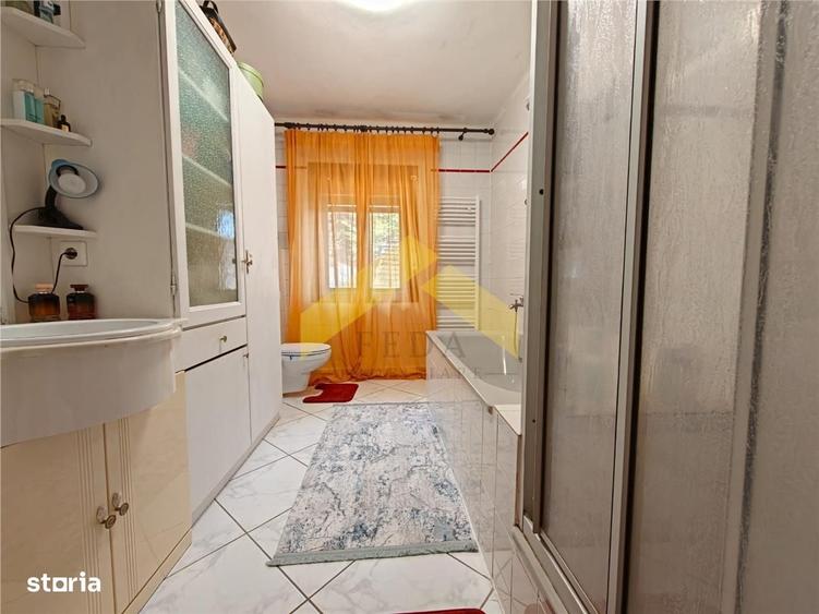 Casă cu 4 camere în Cladova