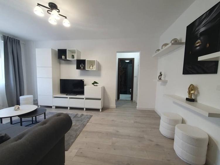 Apartament cu 2 camere semidecomandat în Ultracentral