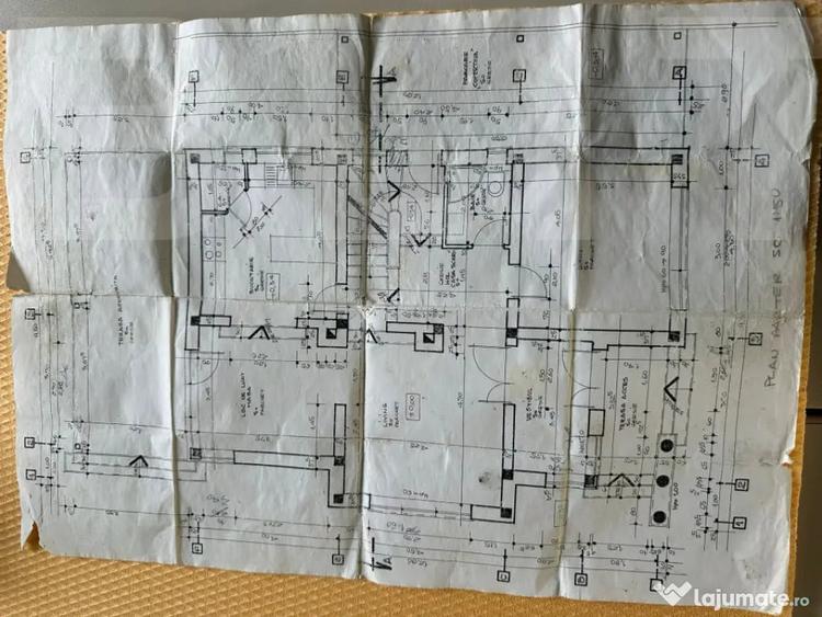 Casă cu 5 camere cu Teren 430 Mp în Central