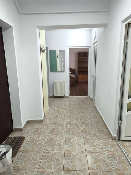 Apartament cu 3 camere decomandat în Traian