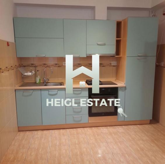 Apartament cu 3 camere decomandat, mobilat în Torontalului