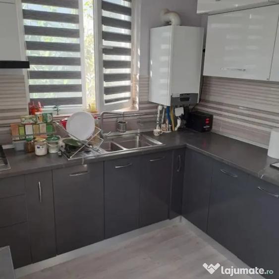 Casă cu 3 camere cu Teren 420 Mp în Berceni