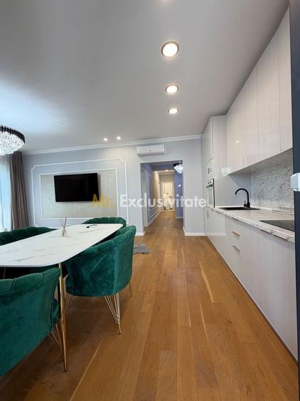 Apartament cu 3 camere decomandat în Băneasa