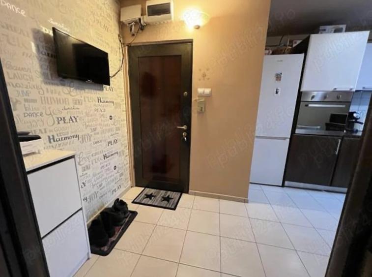 Apartament cu 2 camere semidecomandat în Sânpetru