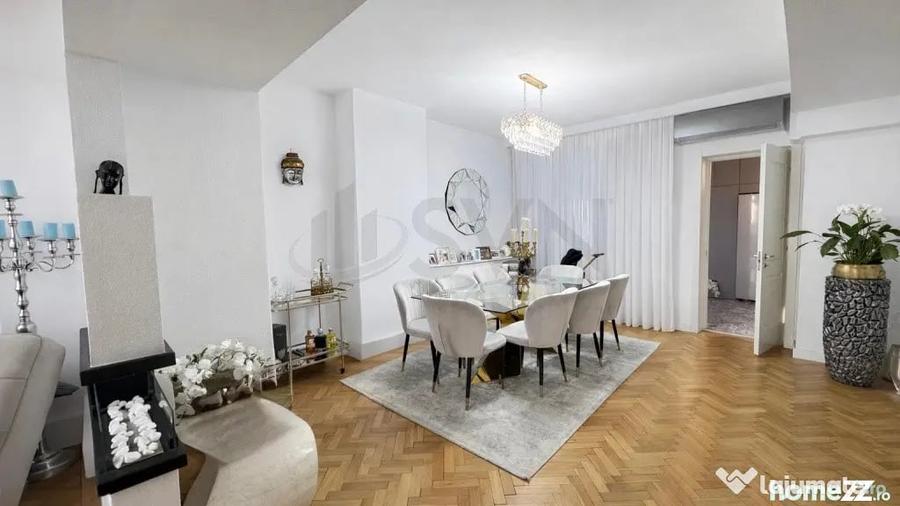 Apartament cu 4 camere semidecomandat în Capitale
