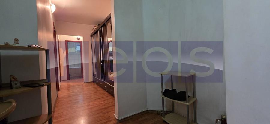 Apartament cu 3 camere, mobilat în Dristor