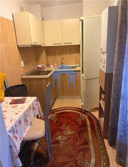Garsonieră decomandată în Central