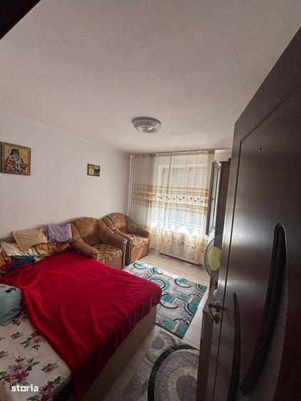 Vand apartament cu 3 camere si 2 bai in zona Militari Gorjului. - 8