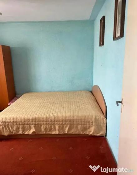 Apartament 2 camere decomandat, 40 mp, Caracal - cartierul D - 1