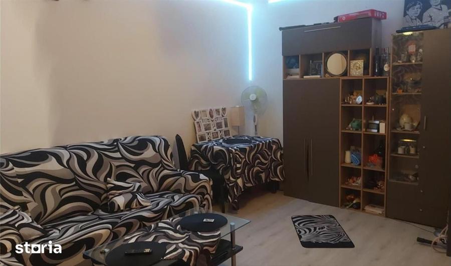 Apartament cu 3 camere decomandat în Chiajna