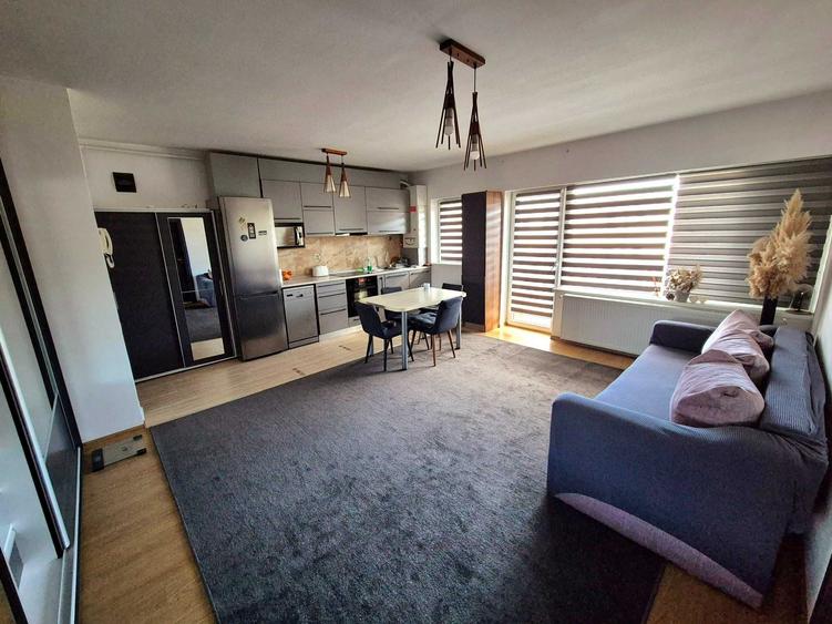 Apartament cu 2 camere semidecomandat în Florești