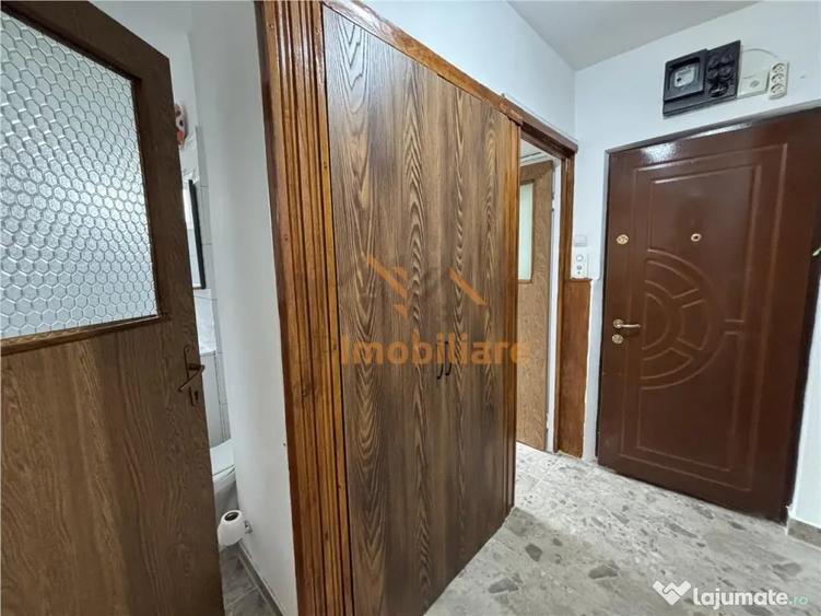 Apartament cu 2 camere semidecomandat în Rogerius