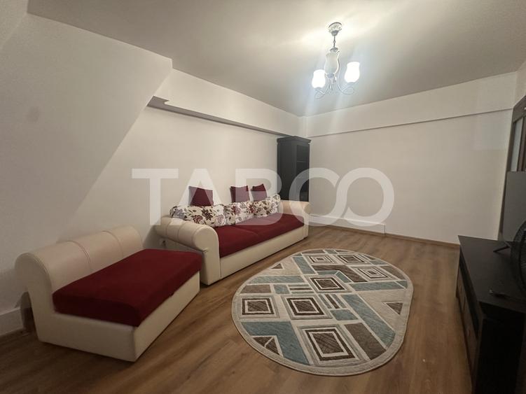 Apartament cu 3 camere decomandat, mobilat în Ultracentral
