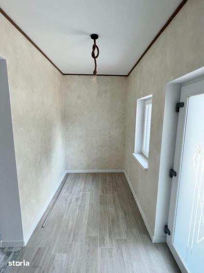 Casă cu 4 camere cu Teren 470 Mp în Rediu