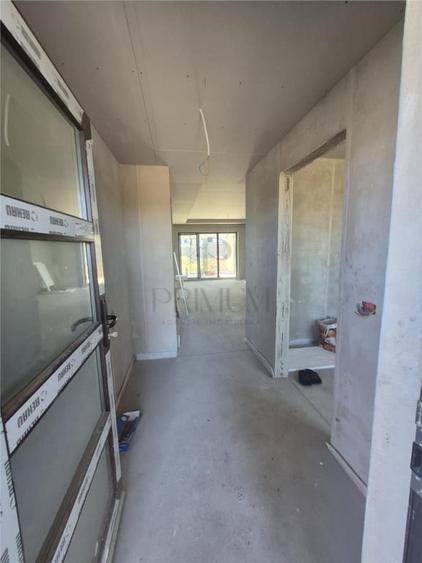 Duplex despartit - zona excelenta - - 10