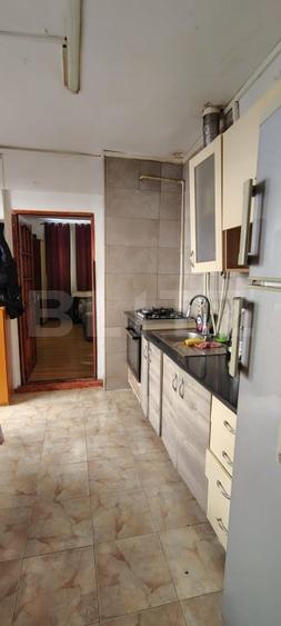 Casă cu 2 camere cu Canalizare în Central