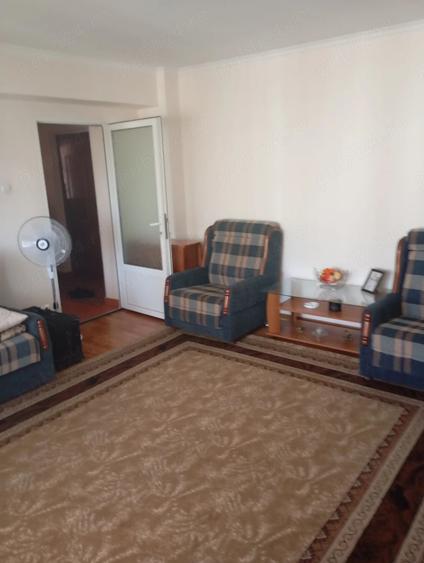 Apartament cu 2 camere decomandat în Mihai Bravu