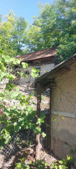 Casă cu 5 camere cu Teren 2065 Mp în Zărnești