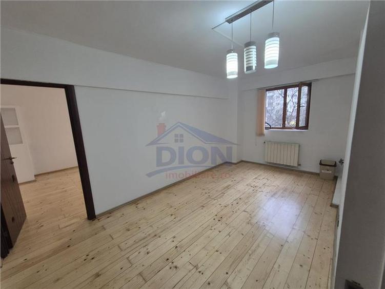 Birou, de 50 mp, în Tineretului