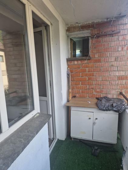 Apartament cu 2 camere decomandat în Mărăței
