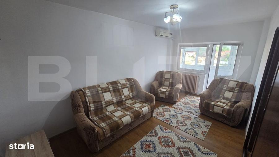 Apartament cu 2 camere decomandat în Industrială