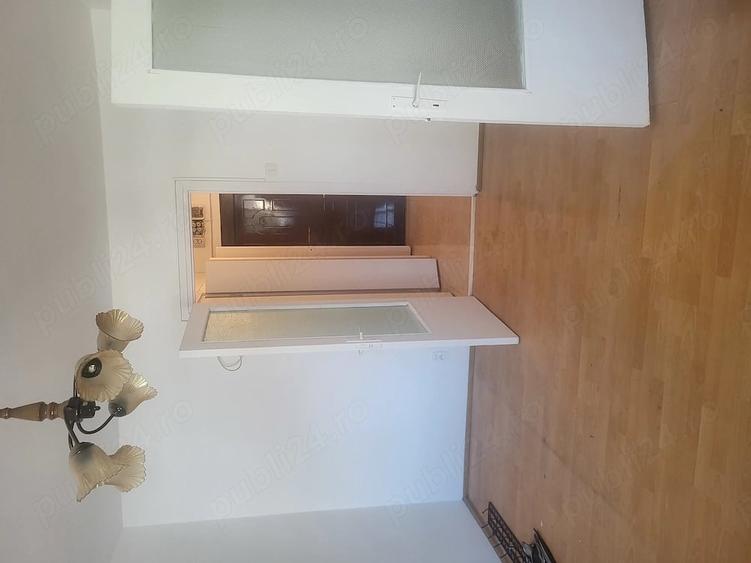 Apartament cu 2 camere decomandat în Pucioasa