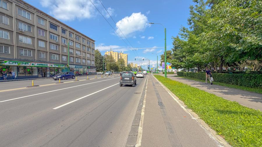 Apartament 3 camere | Ideal pentru 3 studenți | Parc Tractorul–Coresi | Parcare - 17
