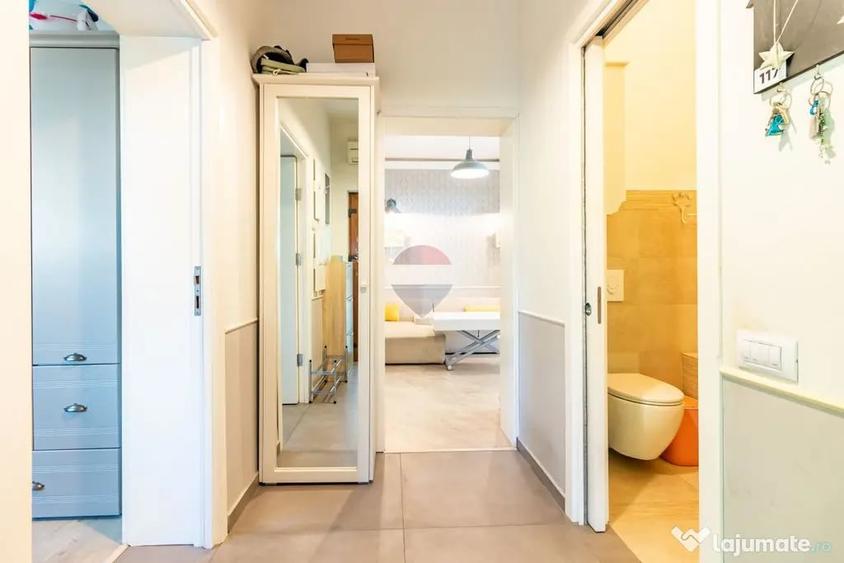 Apartament cu 4 camere semidecomandat în Turda