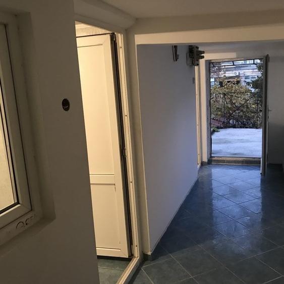 Apartament cu 2 camere semidecomandat în Progresul