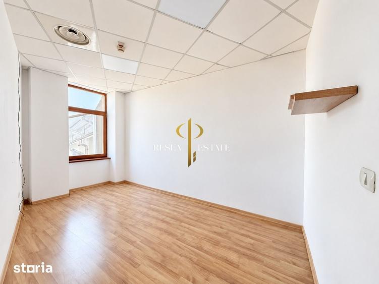 Spațiu comercial, de 100 mp, în Badea Cârțan