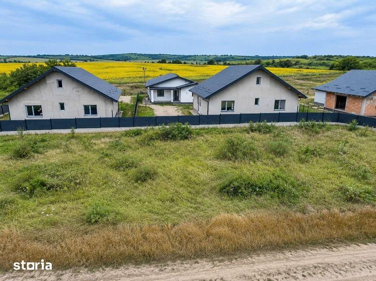 Teren intravilan 406 mp in ciurbe?ti, miroslava, ia?i deschidere 23,5m - 1